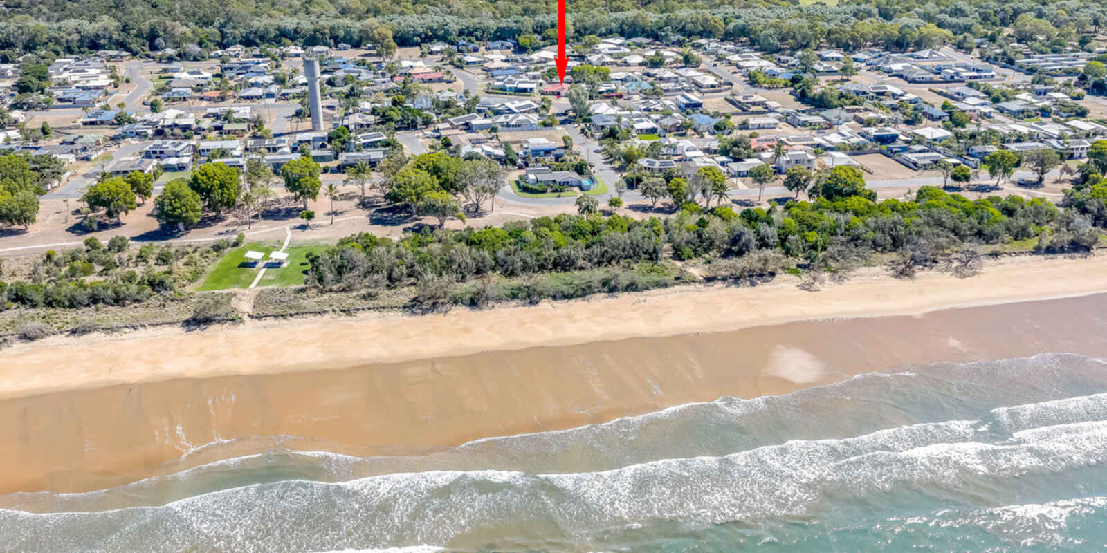 33 Acacia Street Moore Park Beach