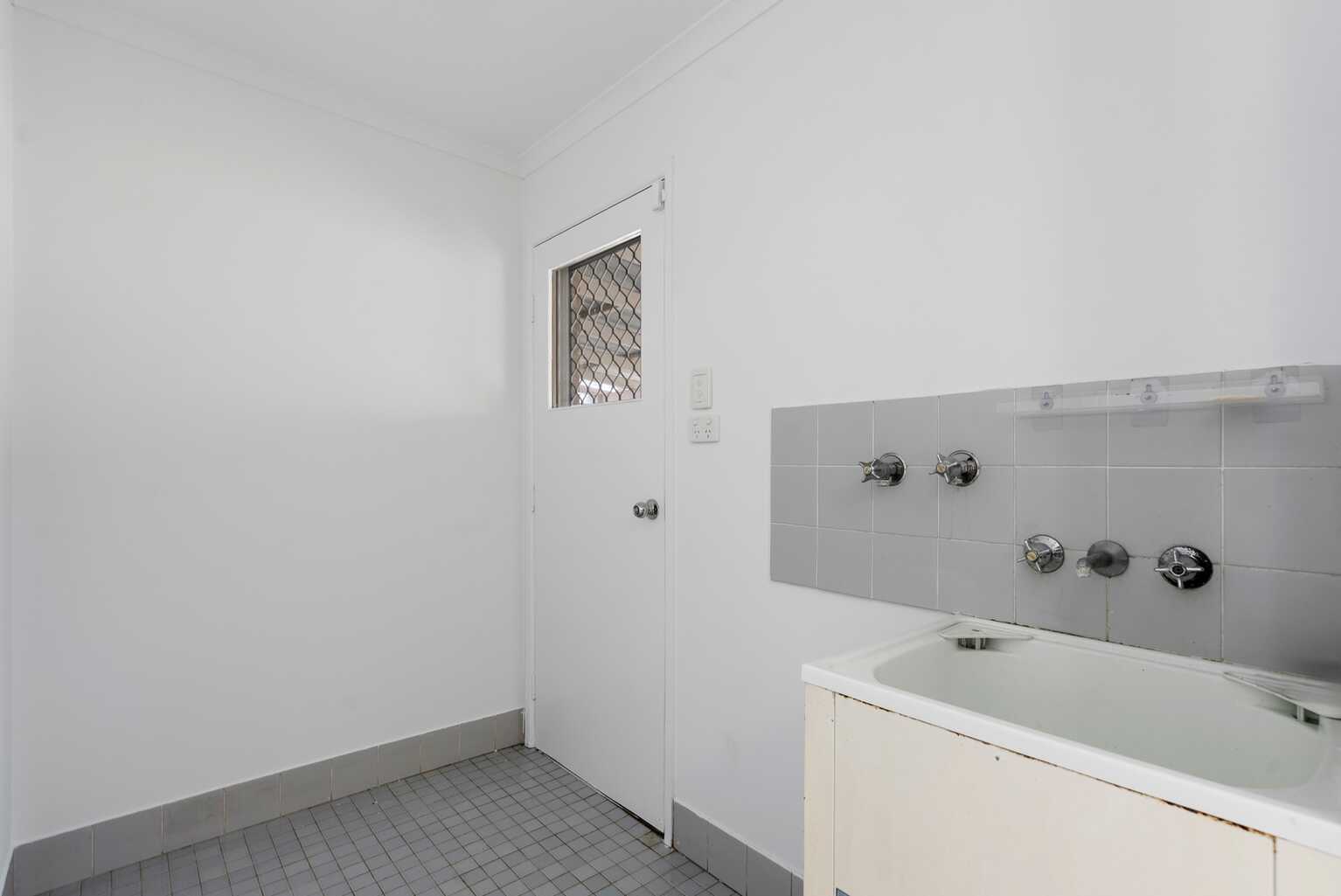 44 Kirkcaldy Street Morayfield