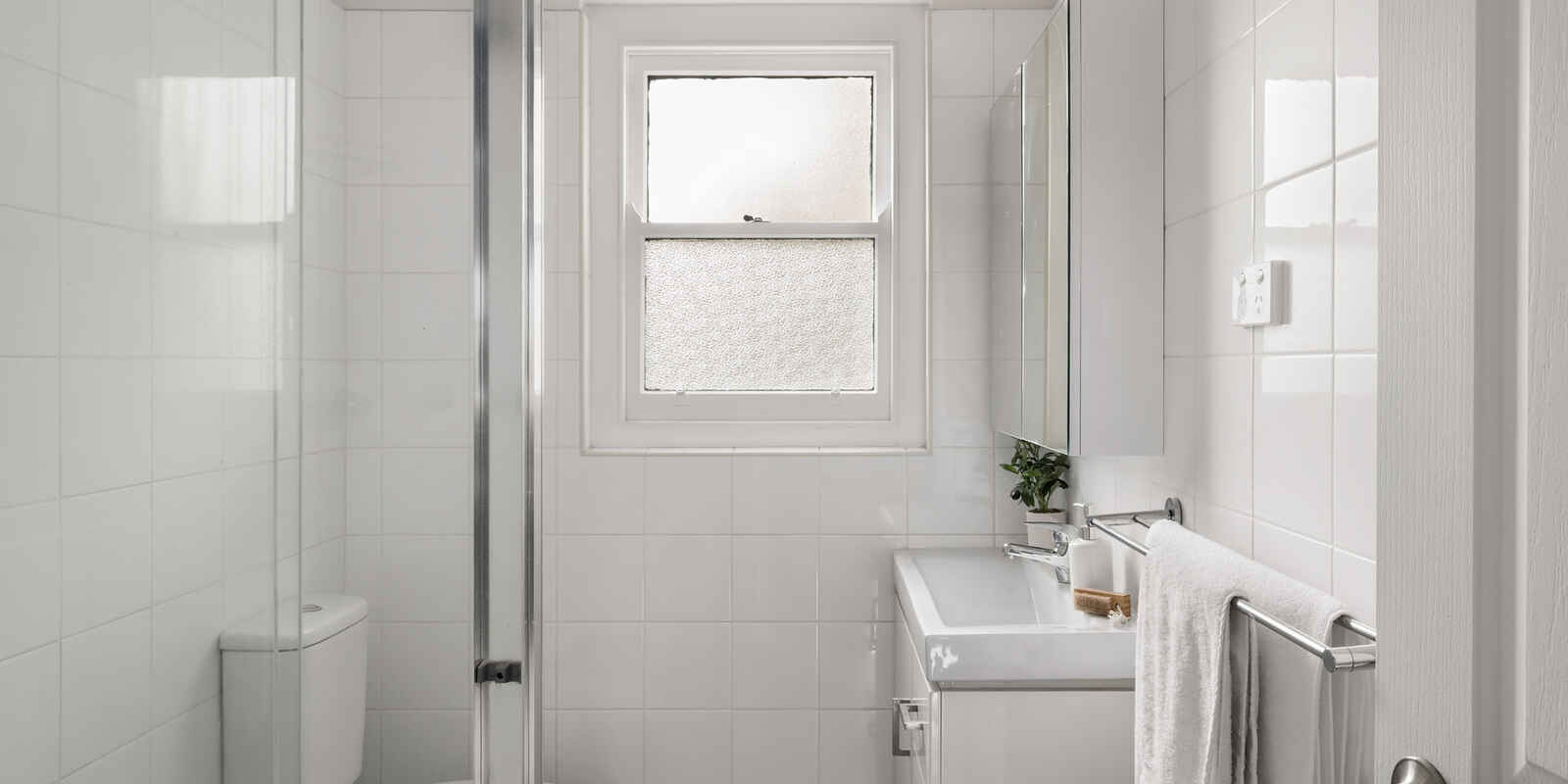 4/52 Henson Street Summer Hill