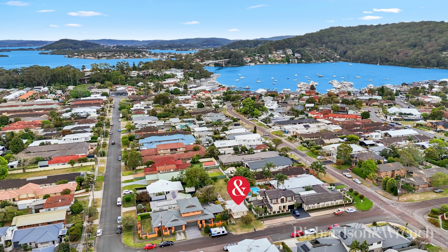 11 Eastern Road Booker Bay 11 Eastern Road Booker Bay