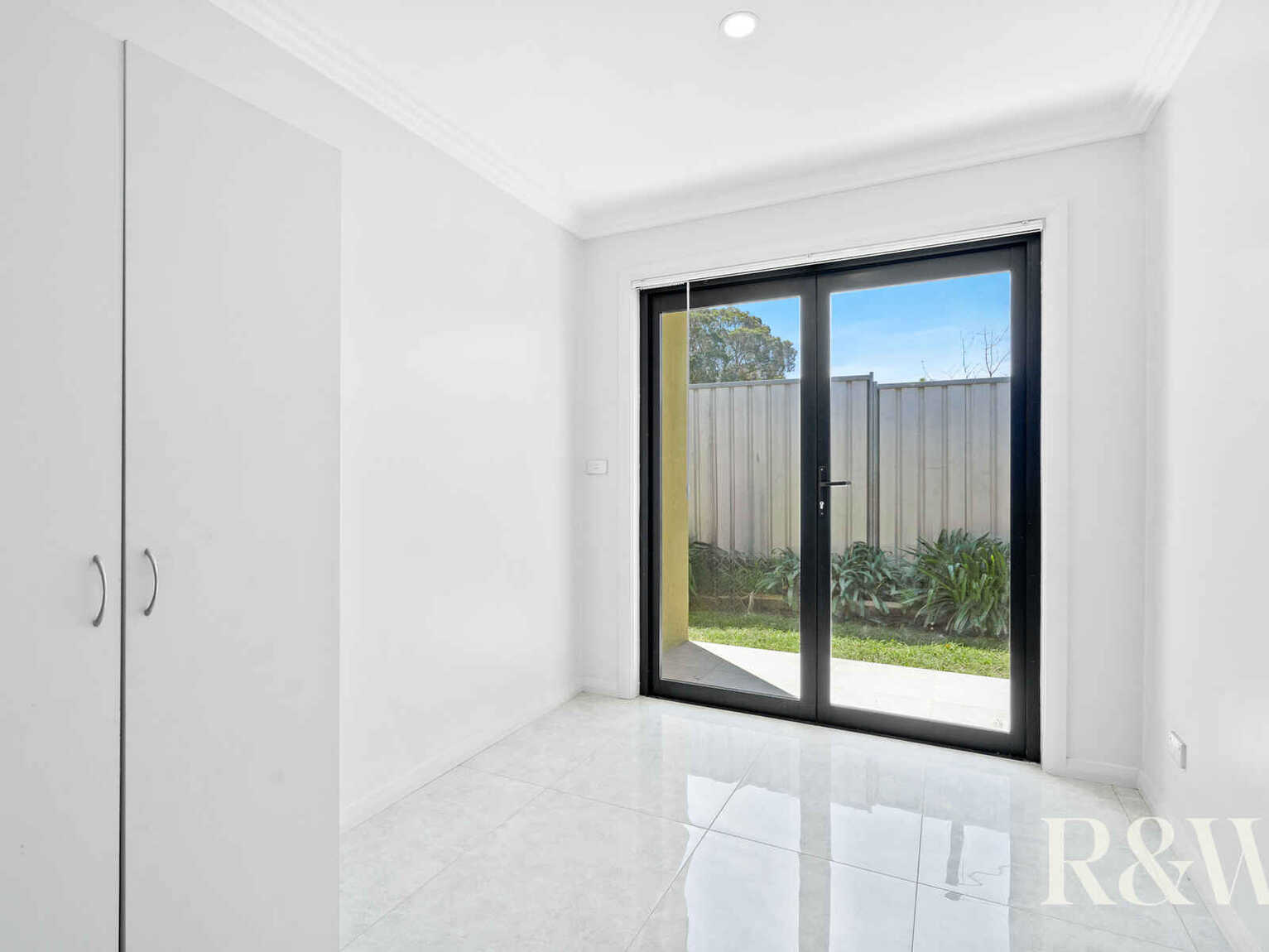 1/111 Melbourne Street Oxley Park 1/111 Melbourne Street Oxley Park