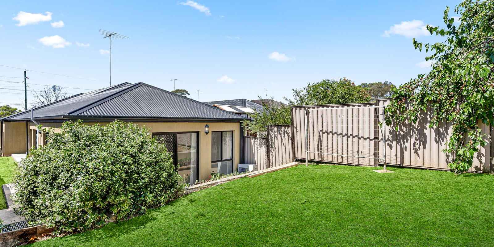 1/111 Melbourne Street Oxley Park 1/111 Melbourne Street Oxley Park