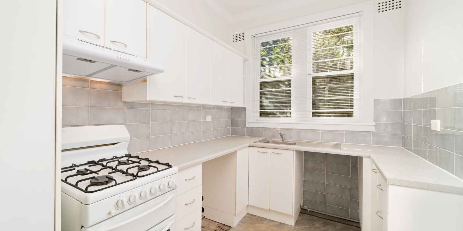 1/4 Richmond Road Rose Bay