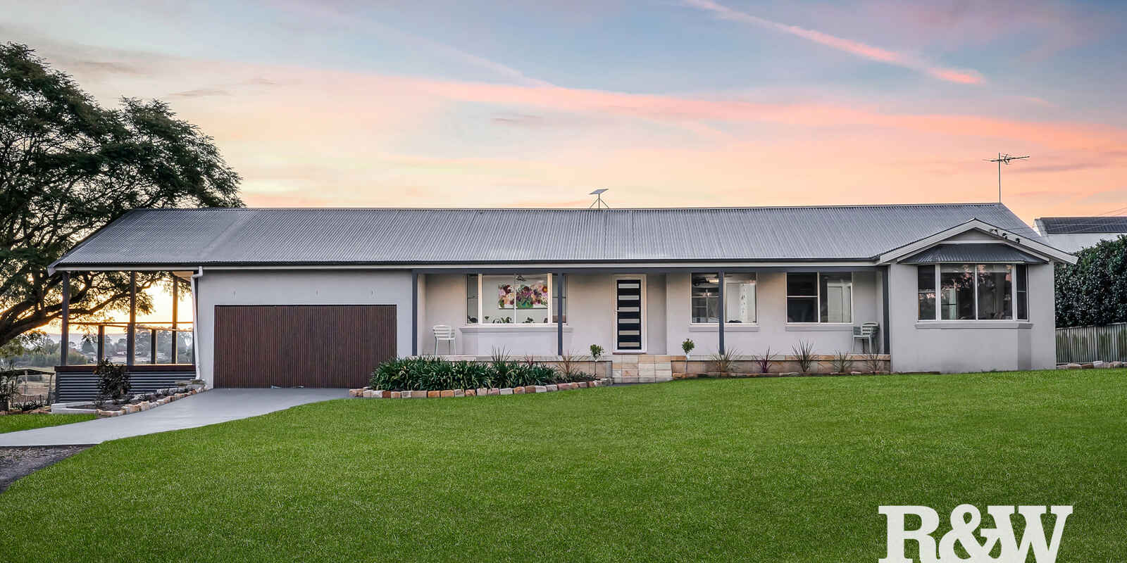 17 Clare Crescent Oakville 17 Clare Crescent Oakville