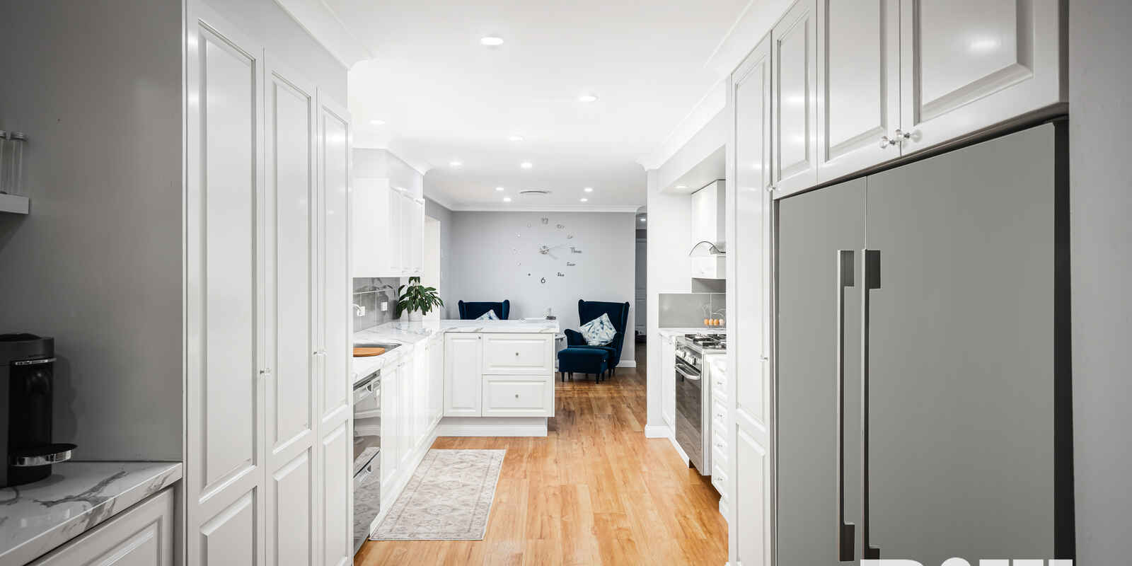 17 Clare Crescent Oakville 17 Clare Crescent Oakville