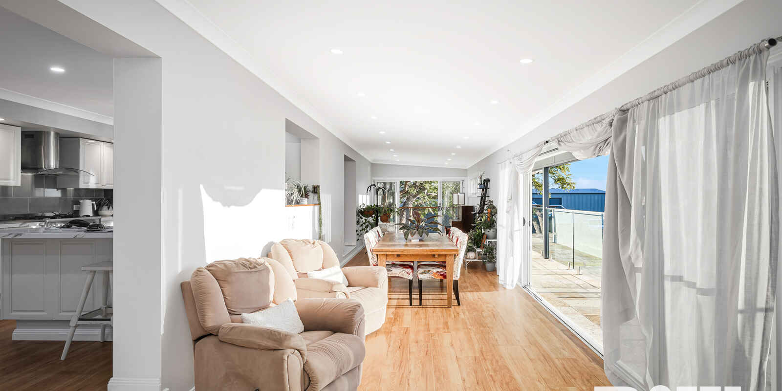 17 Clare Crescent Oakville 17 Clare Crescent Oakville