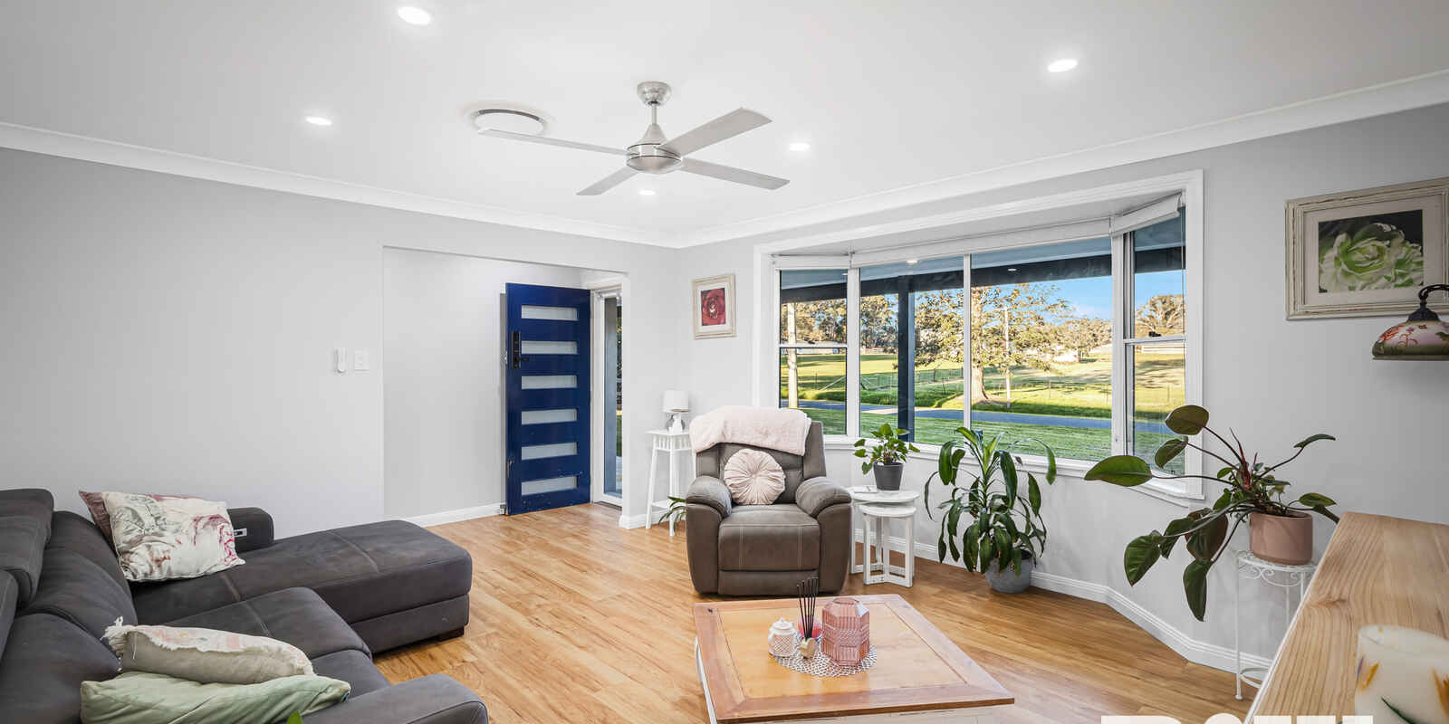 17 Clare Crescent Oakville 17 Clare Crescent Oakville