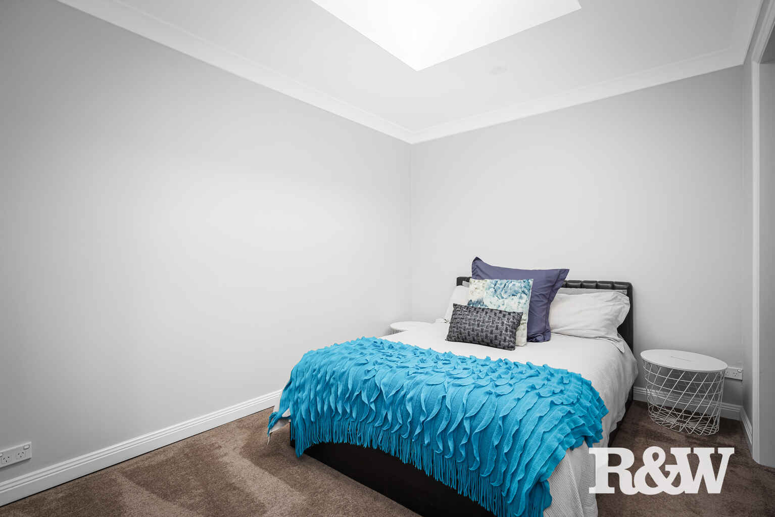 17 Clare Crescent Oakville