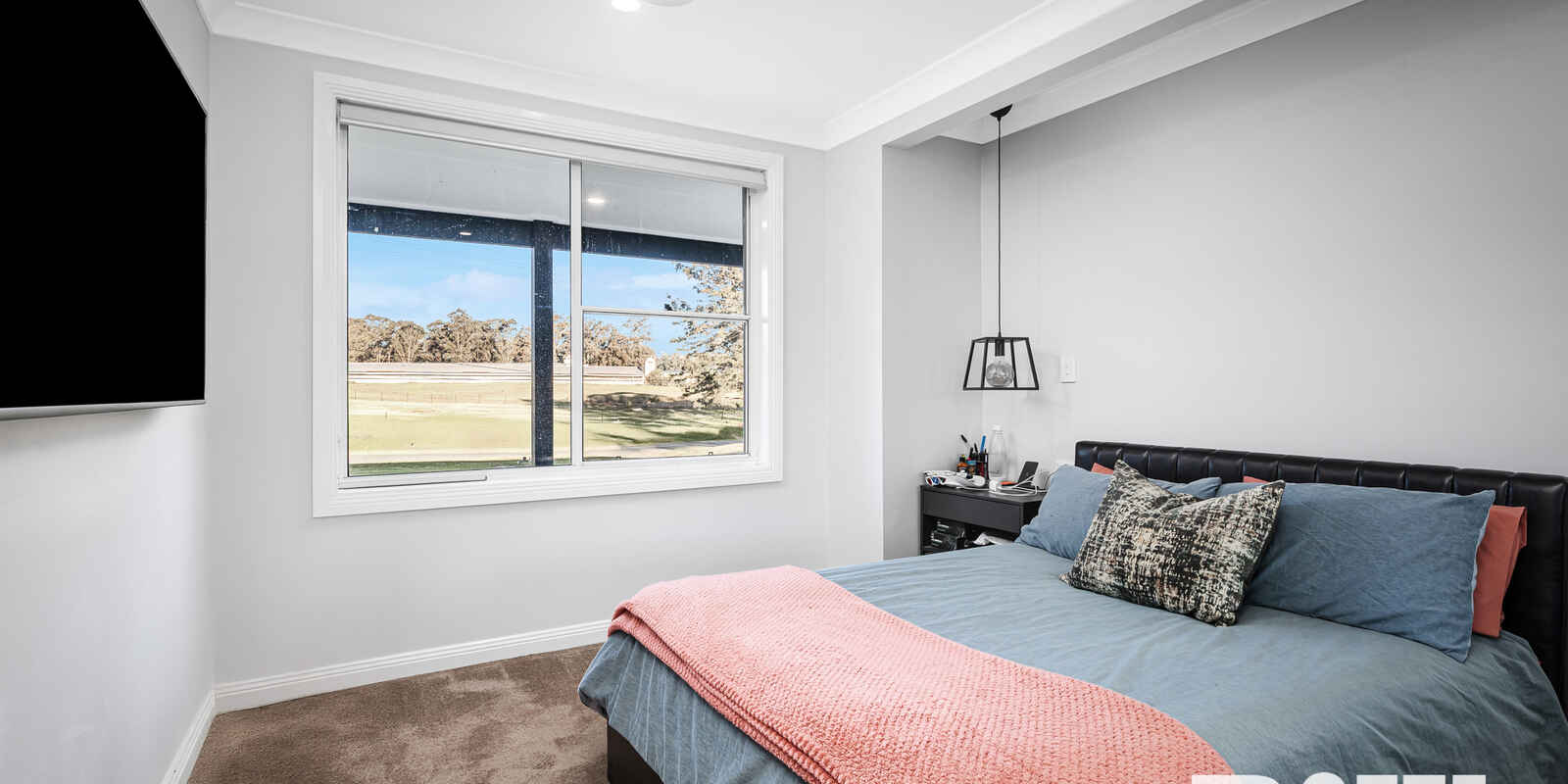 17 Clare Crescent Oakville 17 Clare Crescent Oakville