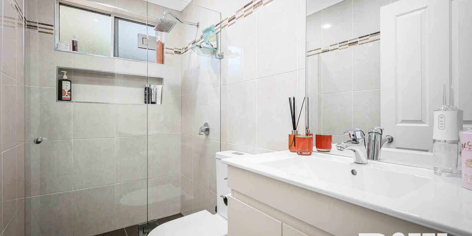 17 Clare Crescent Oakville 17 Clare Crescent Oakville