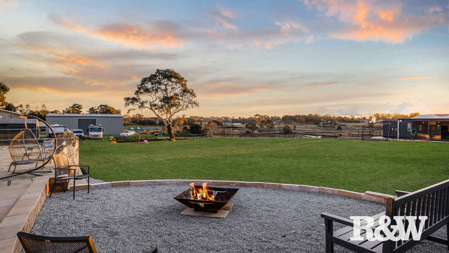 17 Clare Crescent Oakville