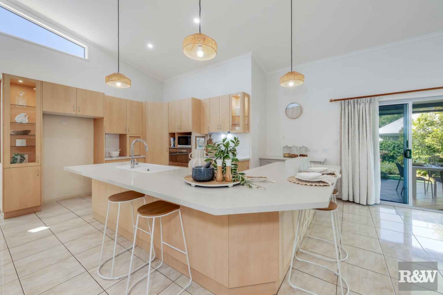 2 Jesse Court Bargara