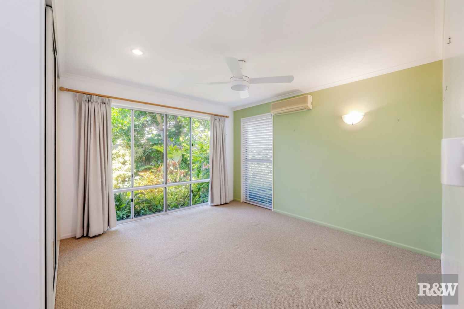 2 Jesse Court Bargara