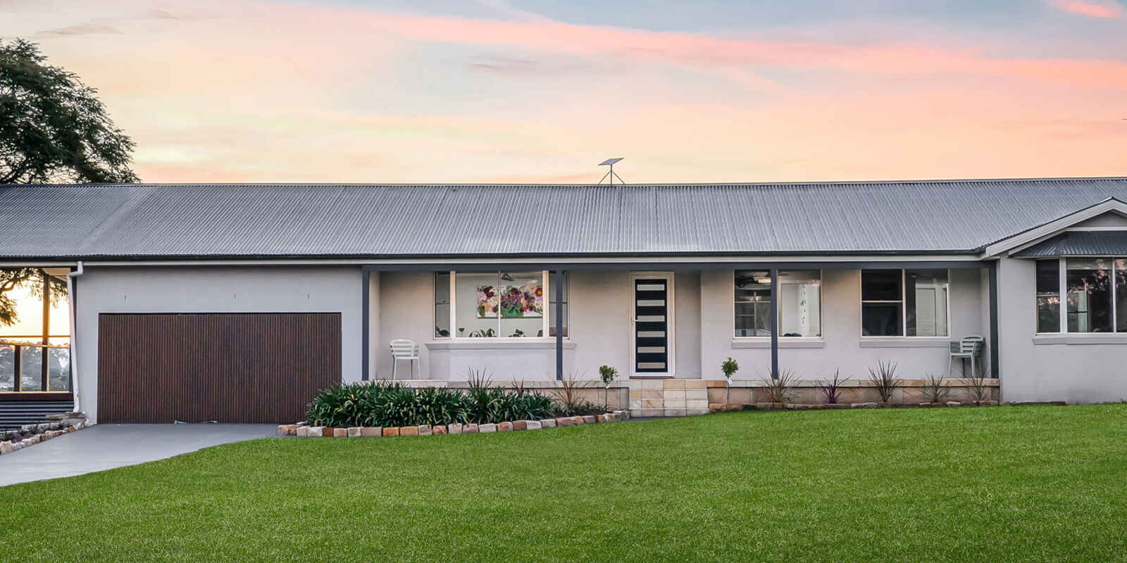 17 Clare Crescent Oakville