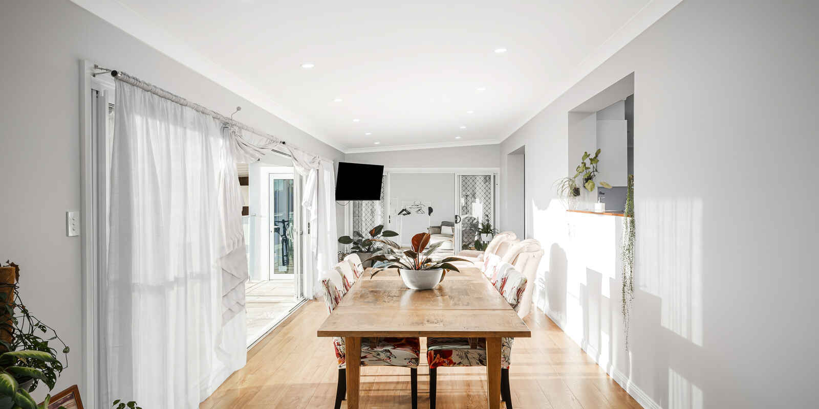 17 Clare Crescent Oakville