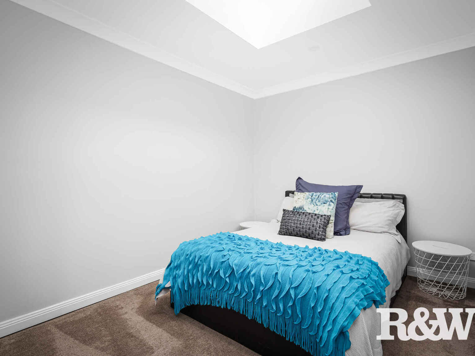 17 Clare Crescent Oakville