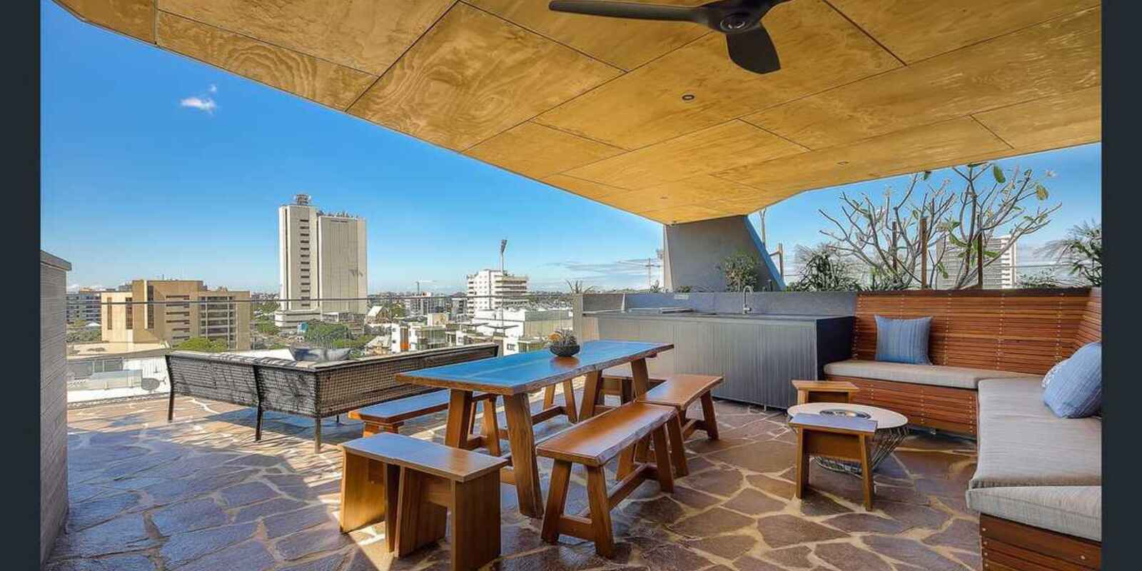 405/17 Gibbon Street Woolloongabba