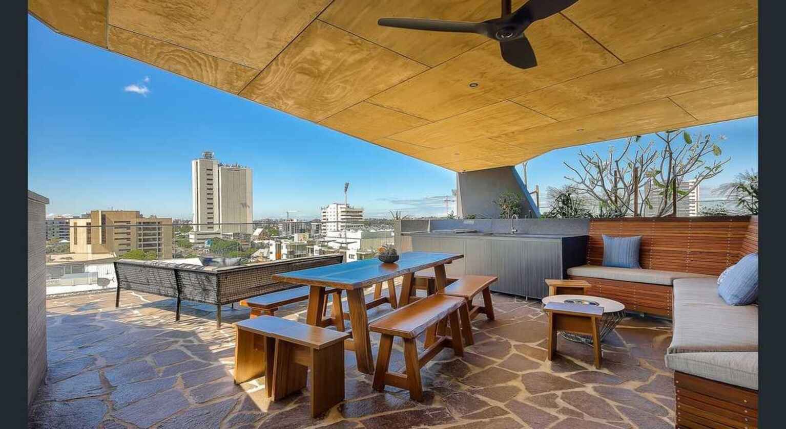 405/17 Gibbon Street Woolloongabba