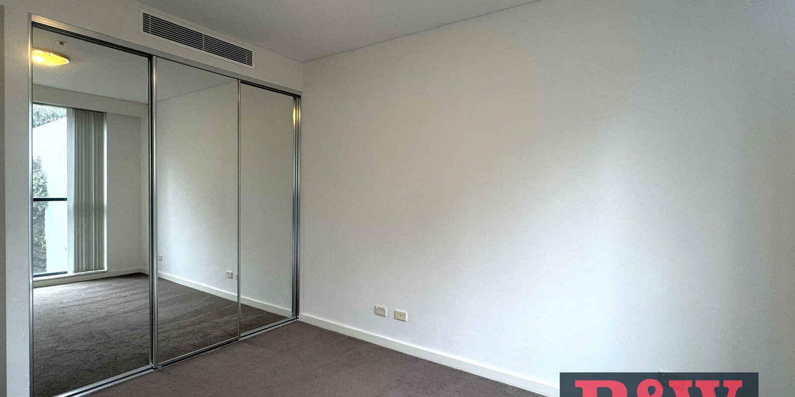 212/2 Brodie Spark Drive Wolli Creek