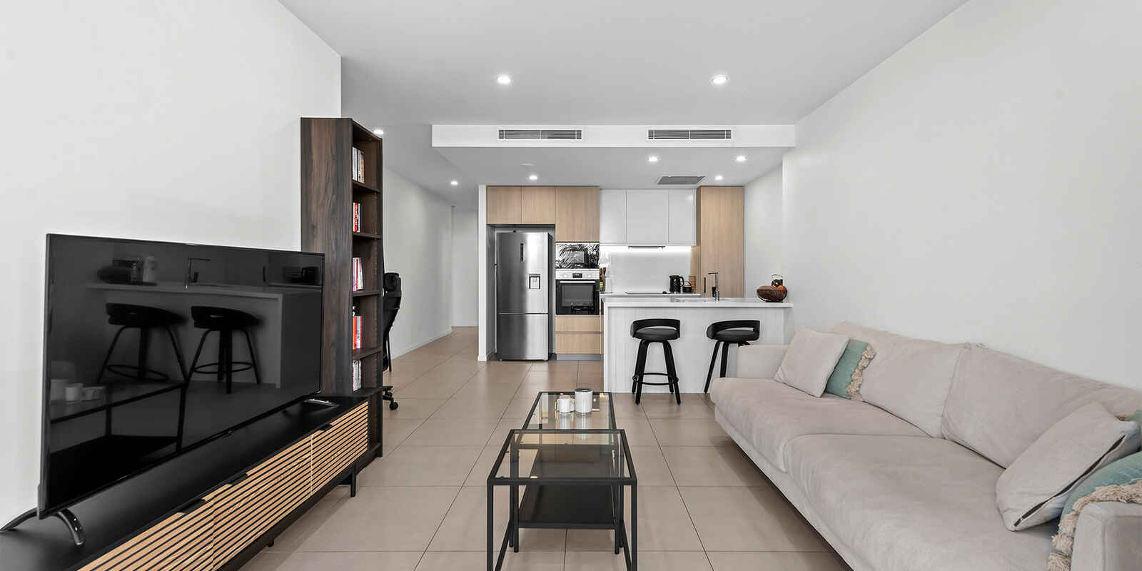 208/8 Zillah Street Stones Corner