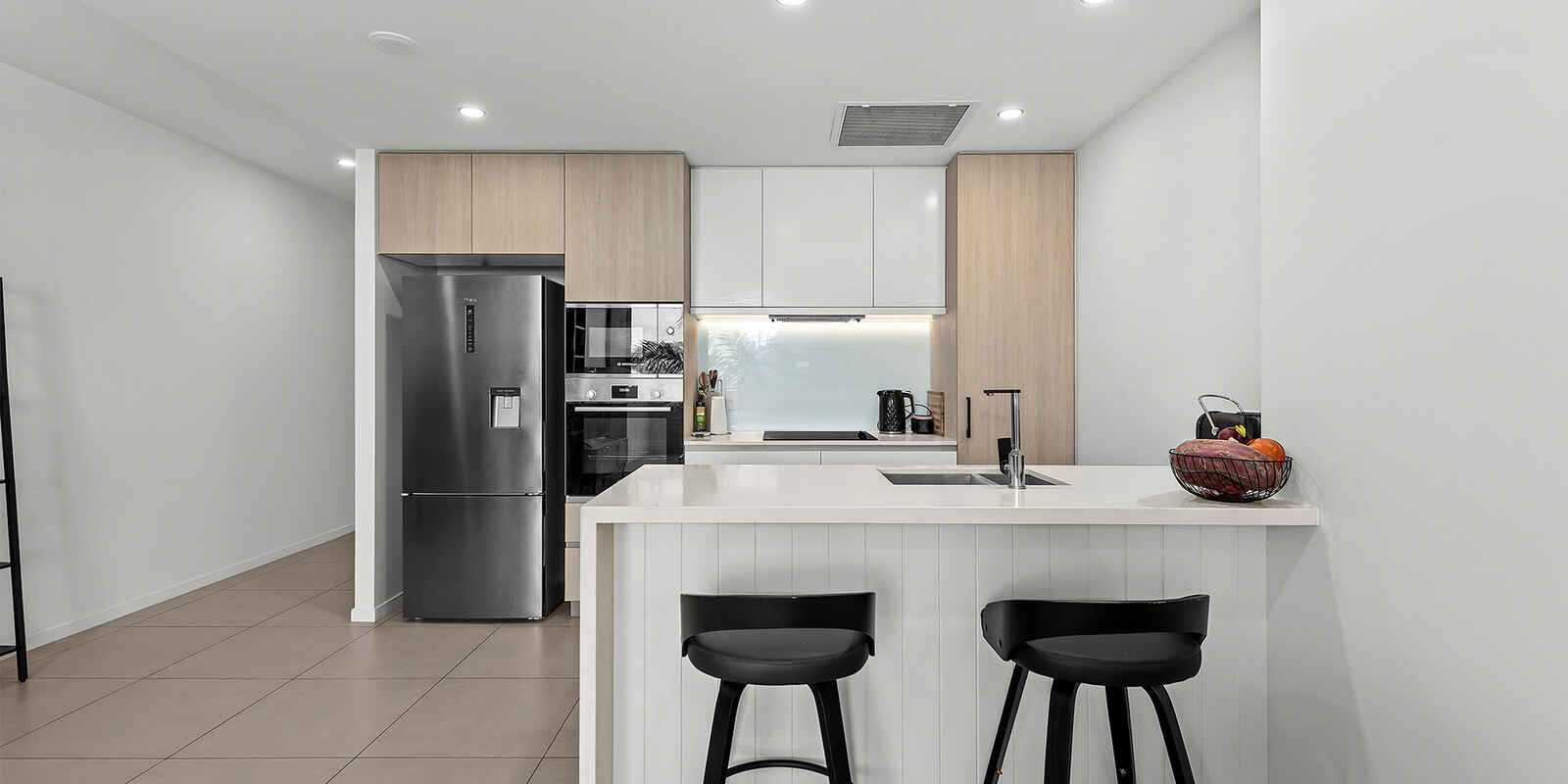 208/8 Zillah Street Stones Corner