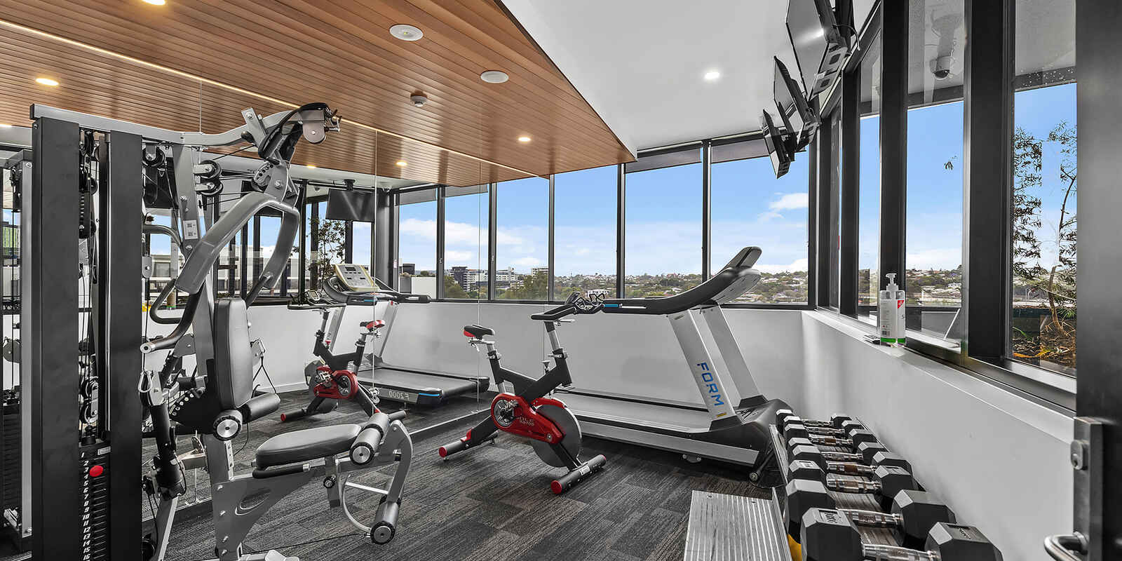 208/8 Zillah Street Stones Corner