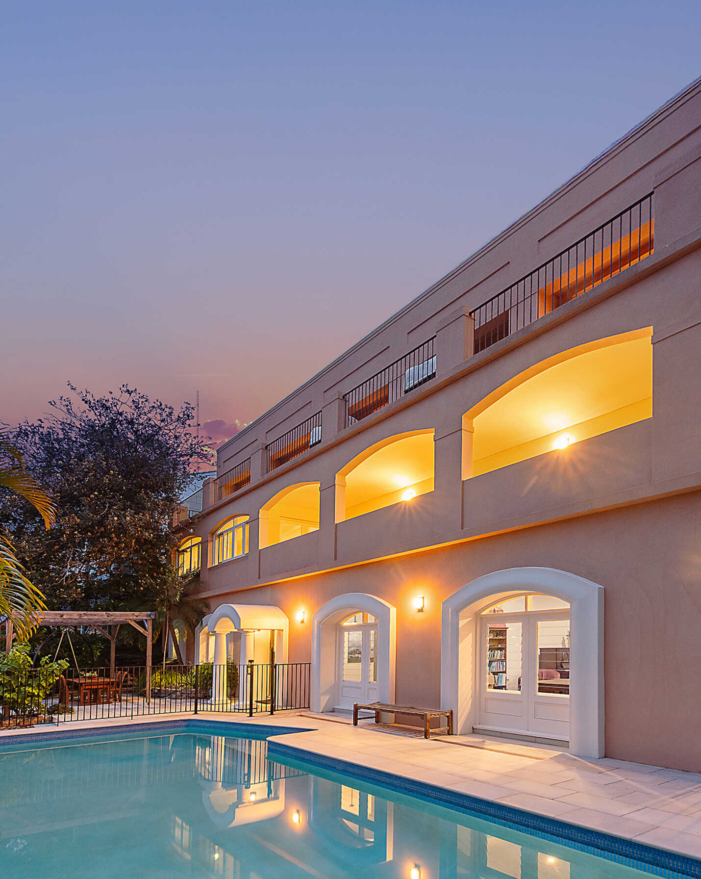 12 Rembrandt Drive Middle Cove, Cove - Image 1