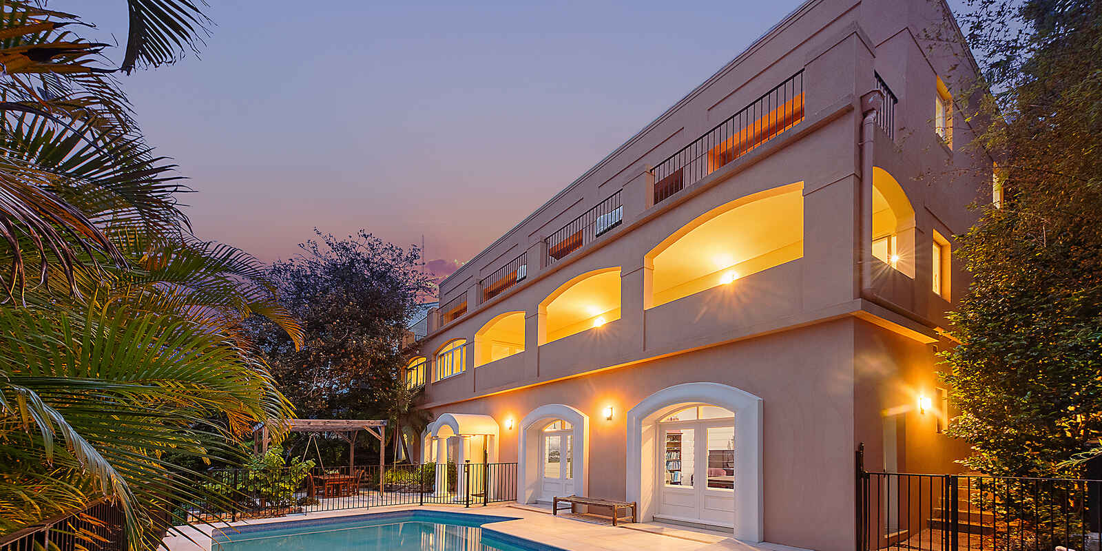 12 Rembrandt Drive Middle Cove