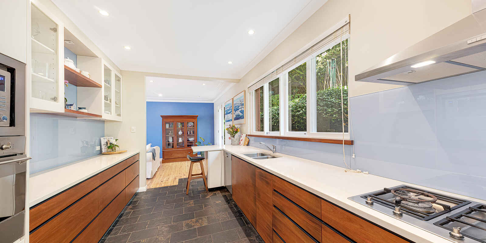 12 Rembrandt Drive Middle Cove