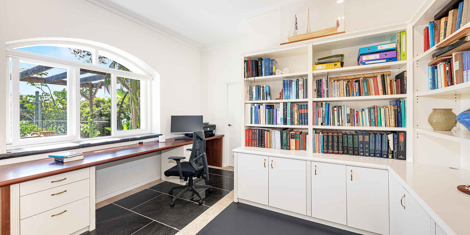 12 Rembrandt Drive Middle Cove