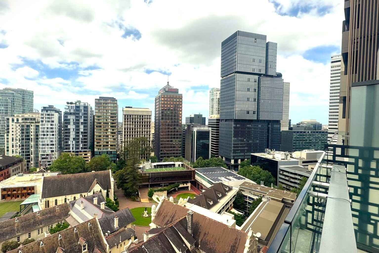 1601/225 Pacific Highway North Sydney 1601/225 Pacific Highway North Sydney