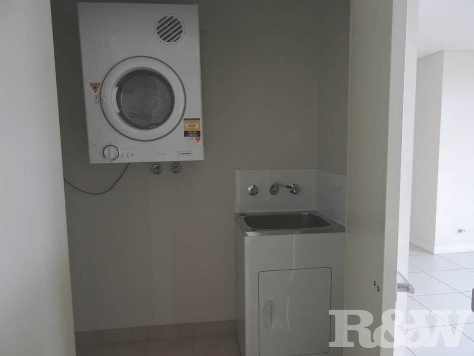 2/9-11 Kleins Road Northmead