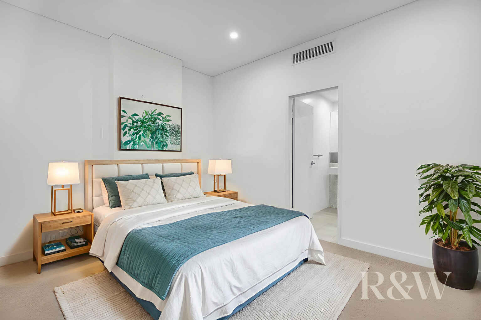 506/2A JAMES STREET Blakehurst