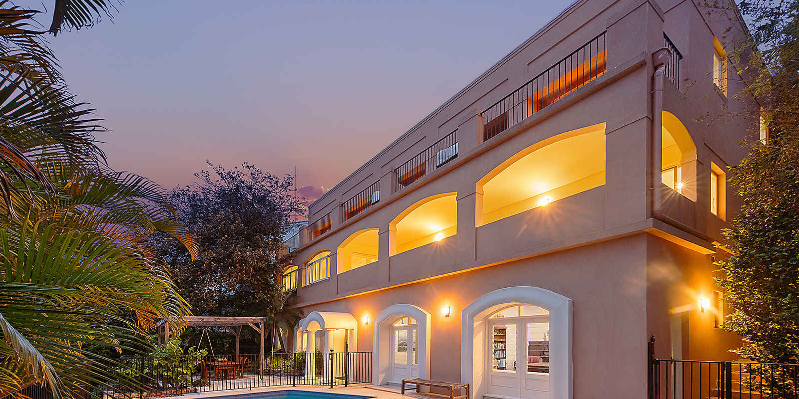 12 Rembrandt Drive Middle Cove