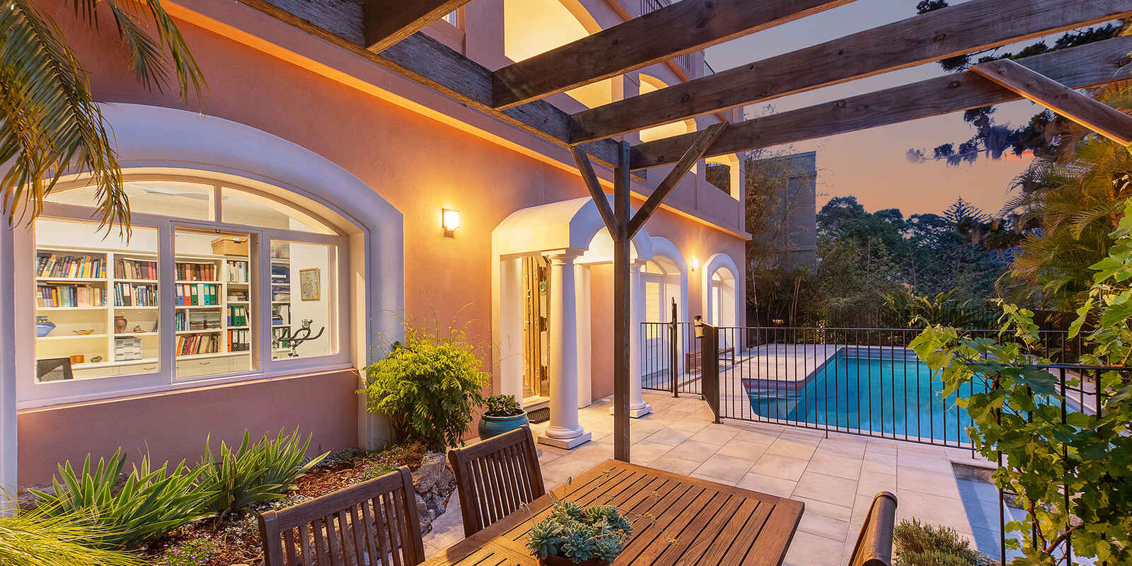 12 Rembrandt Drive Middle Cove