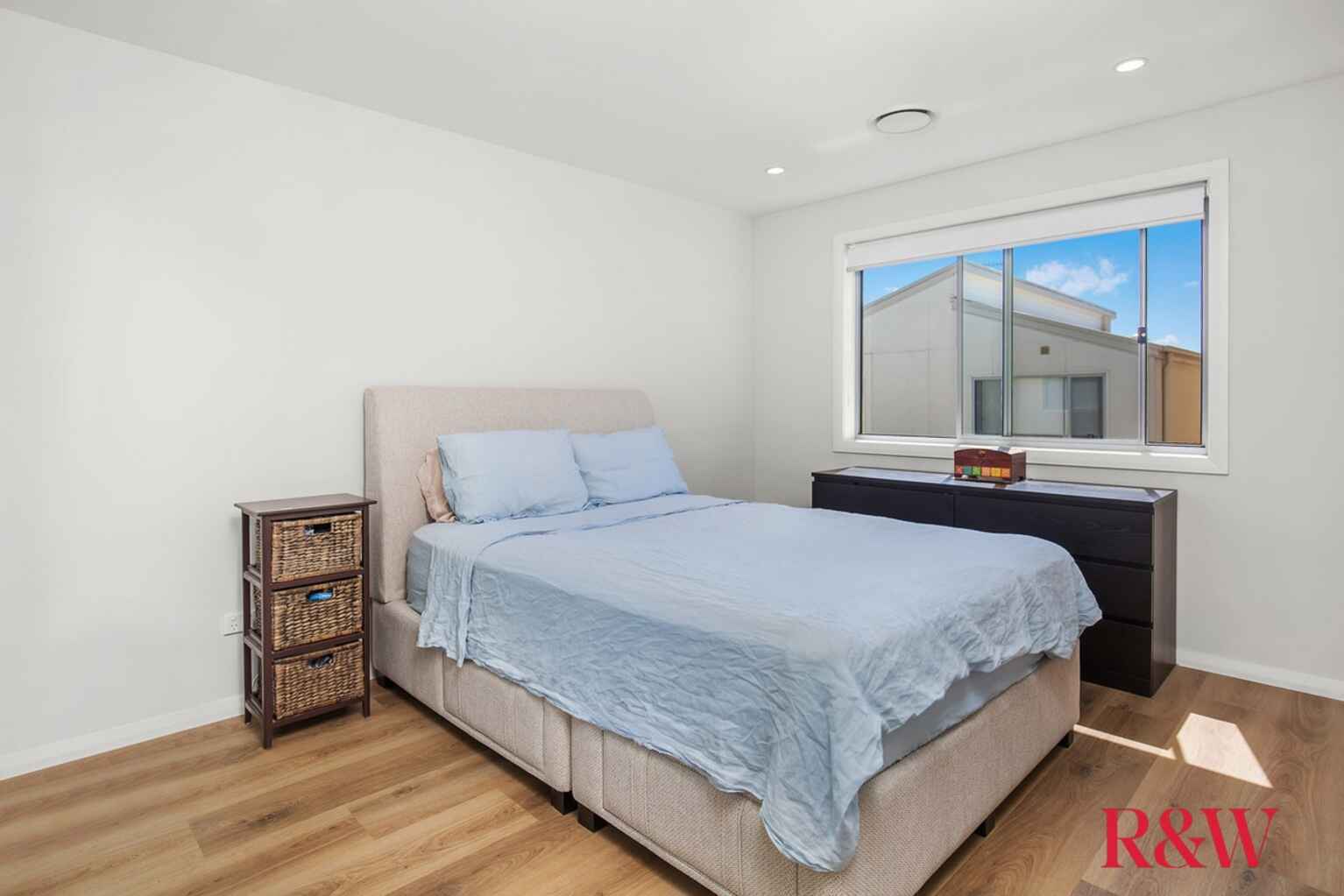 7 Wookey Glade Riverstone