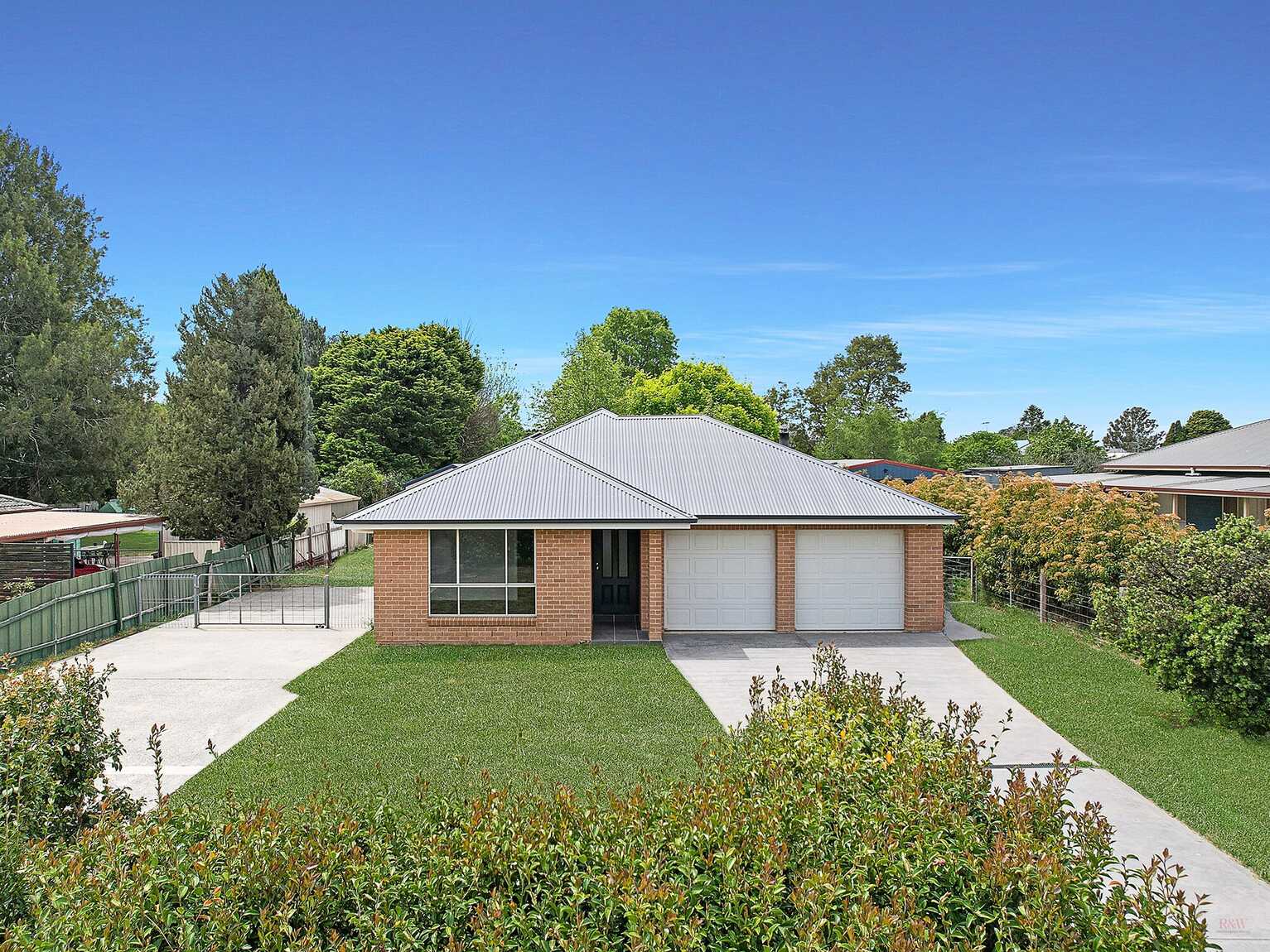 43 Parkes Road Moss Vale