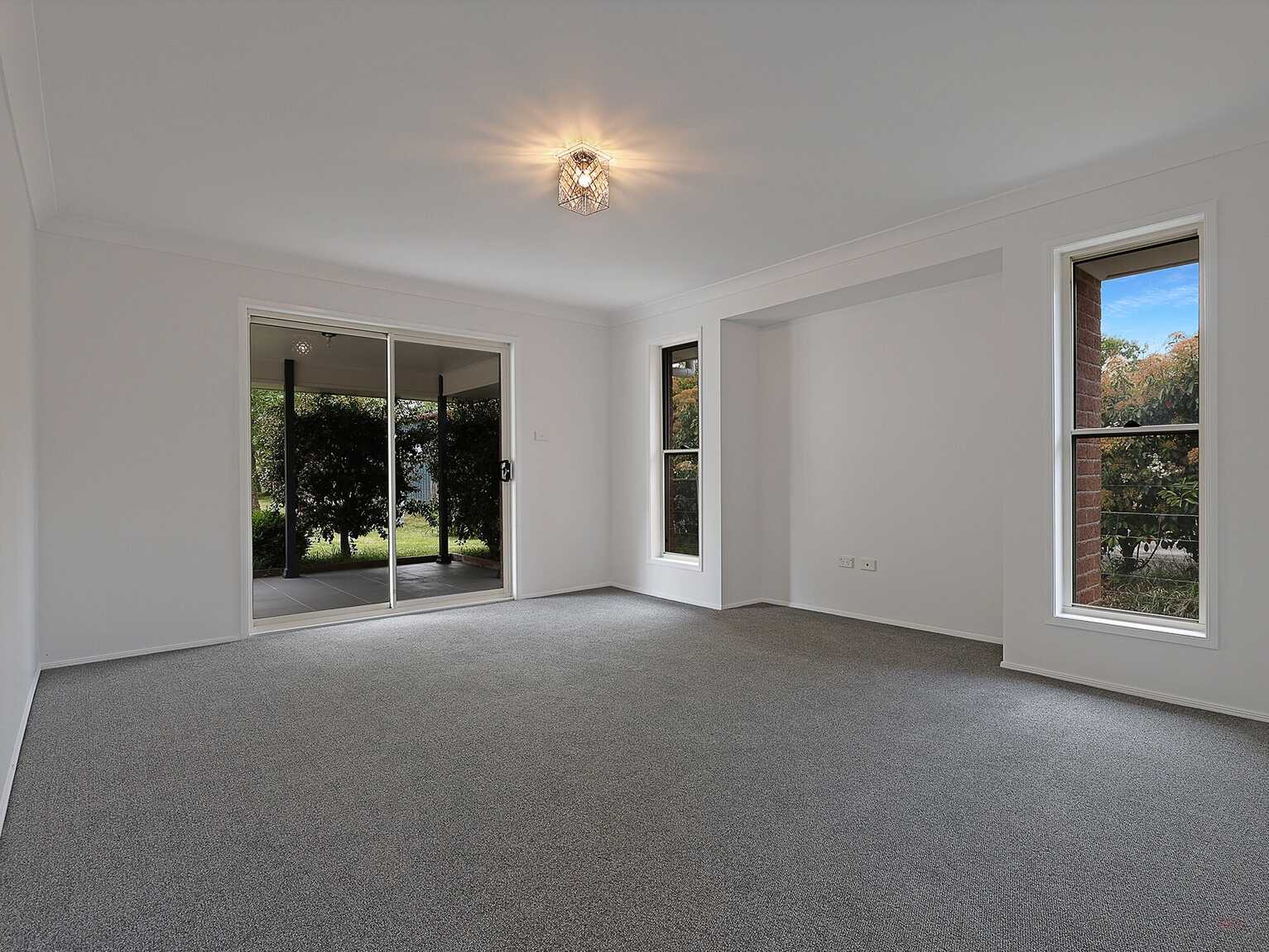 43 Parkes Road Moss Vale