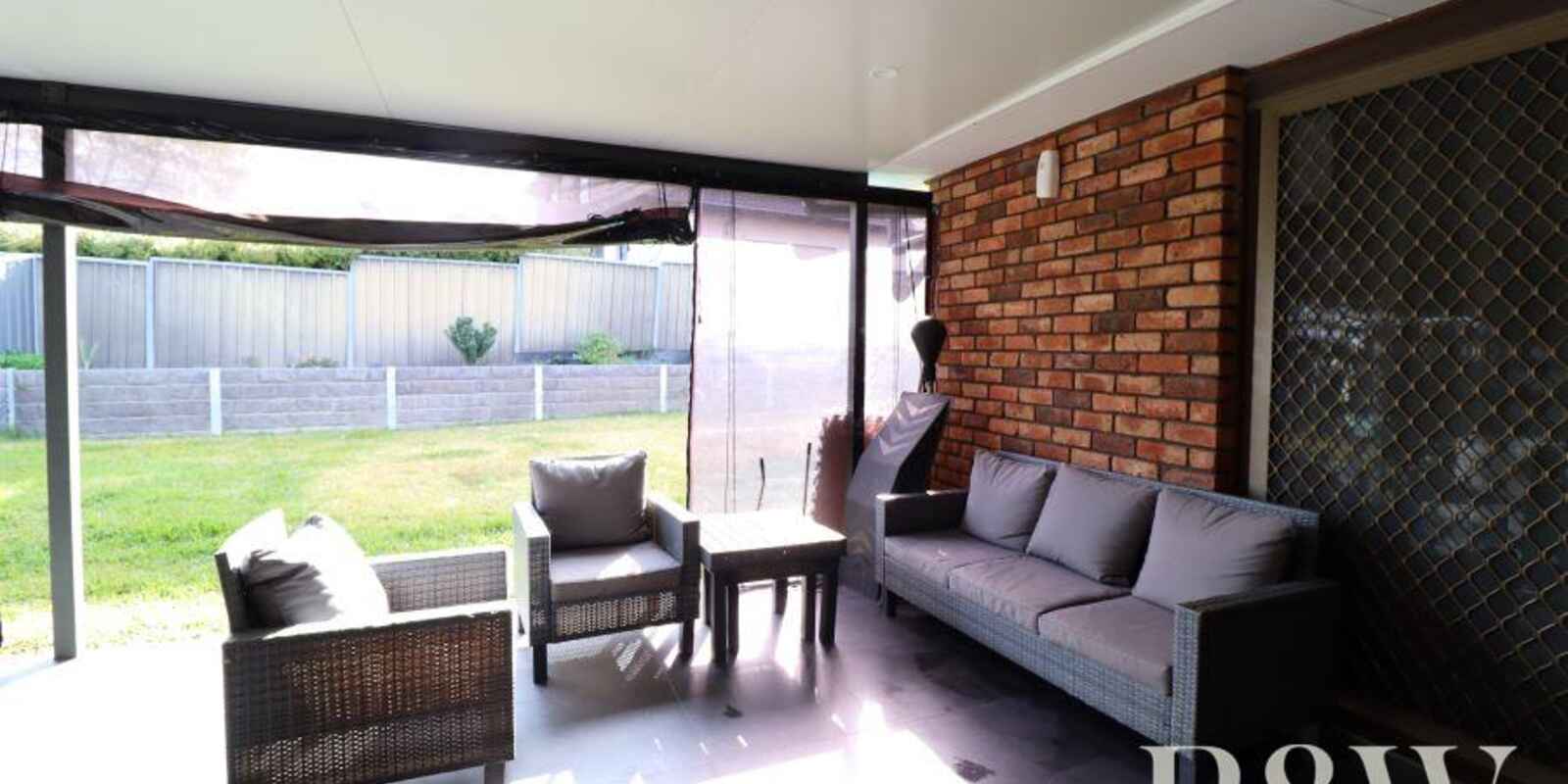 59 Cook Parade St Clair