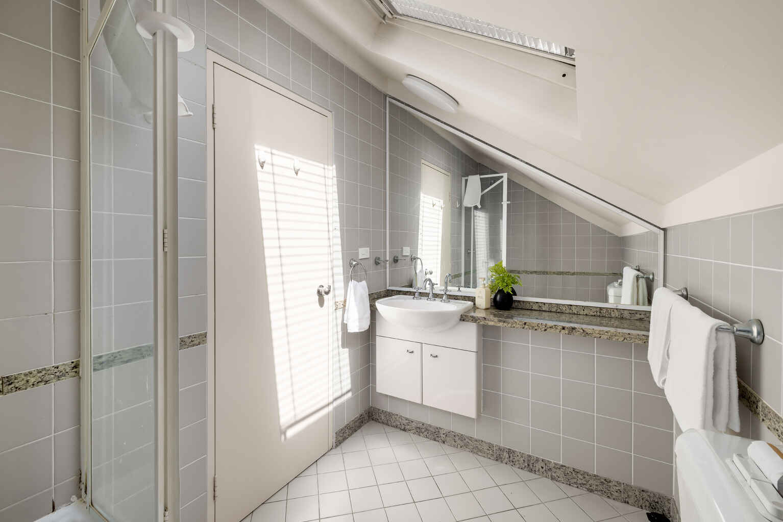 208/433 Alfred Street North Neutral Bay