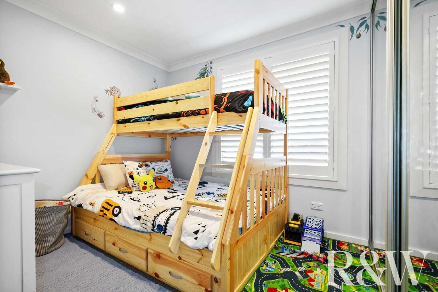 53 Shadlow Crescent St Clair 53 Shadlow Crescent St Clair