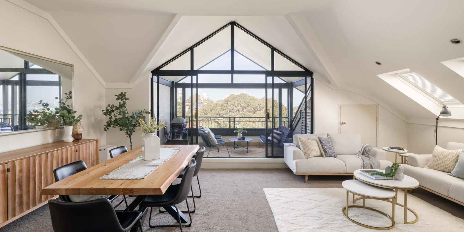 208/433 Alfred Street North Neutral Bay