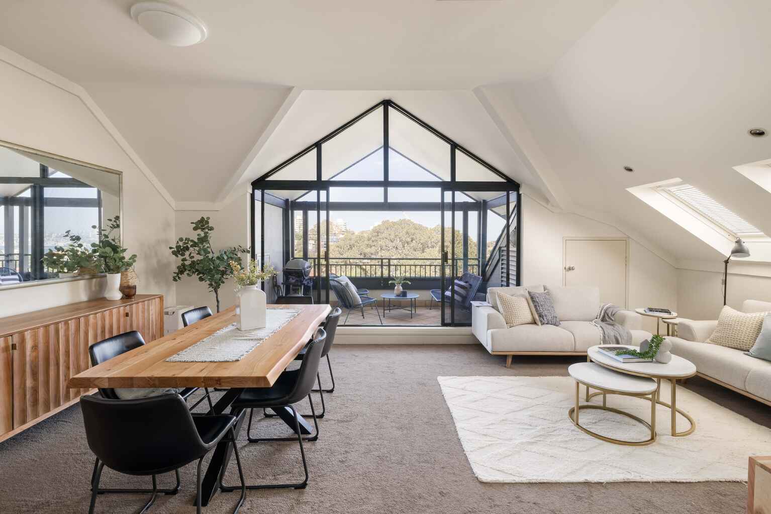 208/433 Alfred Street North Neutral Bay