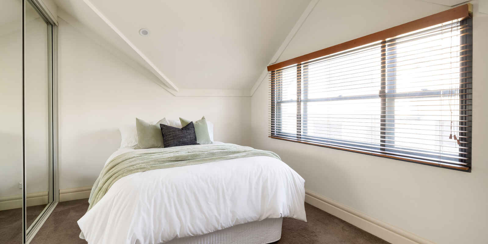 208/433 Alfred Street North Neutral Bay