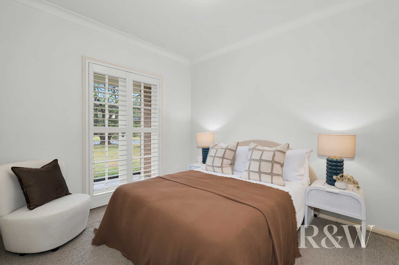 37 BAINBRIDGE AVENUE Ingleburn