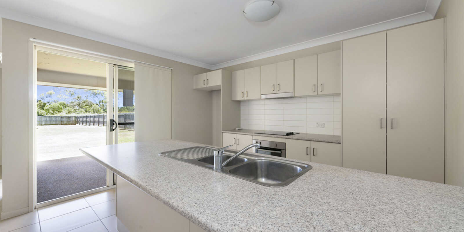 48 Neville Drive Branyan 48 Neville Drive Branyan