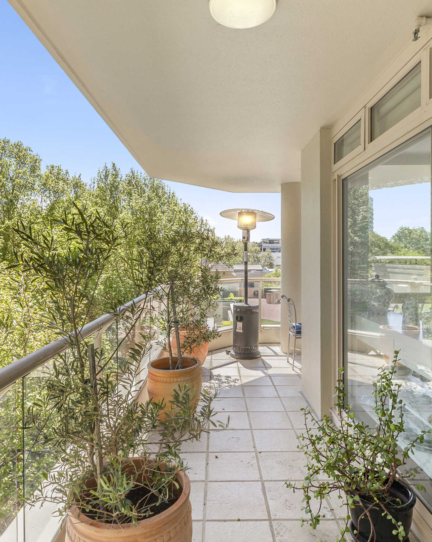 303/63 Crown Street Woolloomooloo, Woolloomooloo - Thumbnail 2