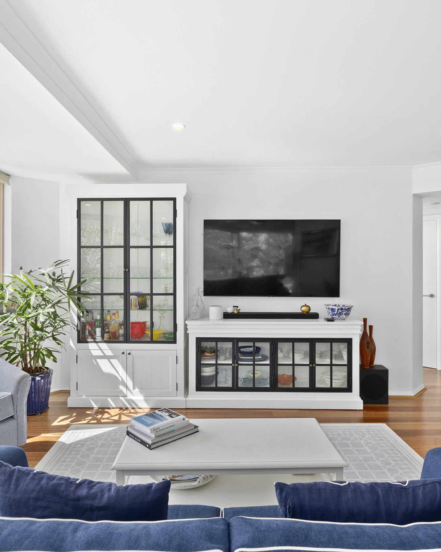 303/63 Crown Street Woolloomooloo, Woolloomooloo - Thumbnail 3