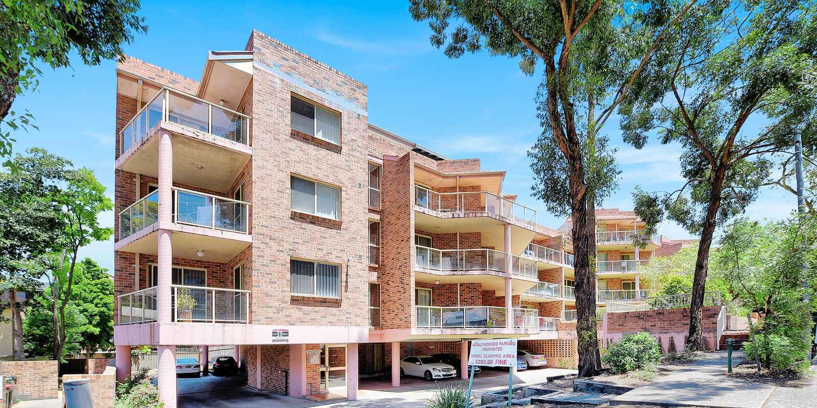 37/13-21 Great Western Highway Parramatta