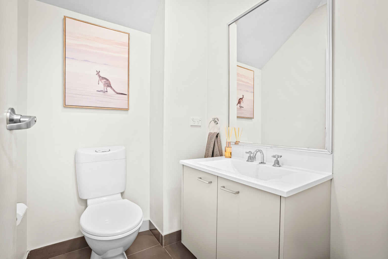 49 Tilbury Avenue Stanhope Gardens